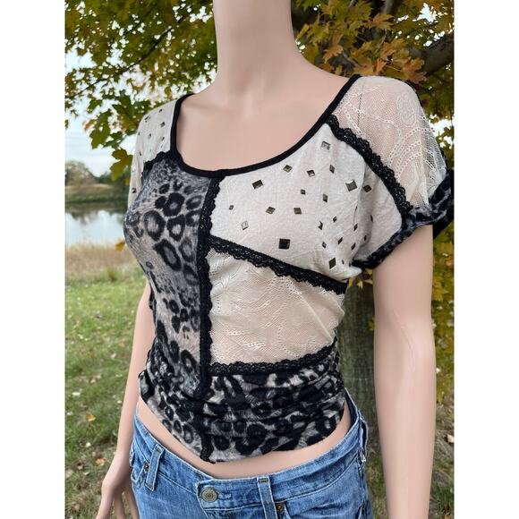 Daytrip Patchwork Lace & Animal Print Top - Picture 3 of 8